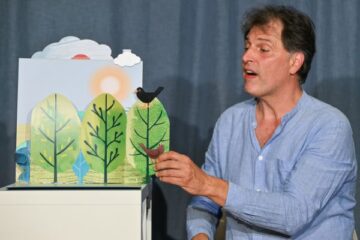 Kövér Béla Bábszínház: Költögető
